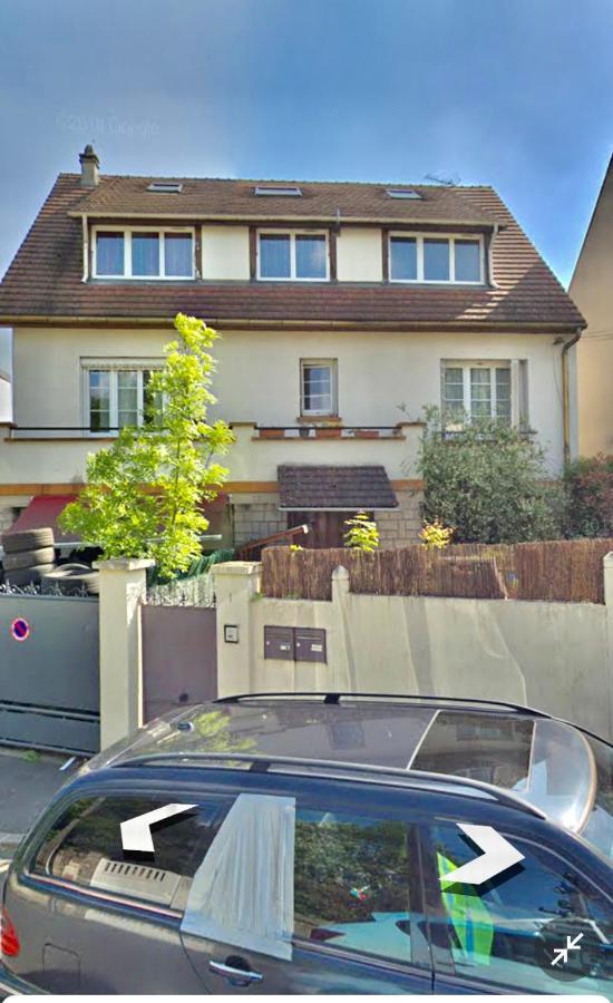 Alexandru Home Boissy-Saint-Léger Zimmer foto